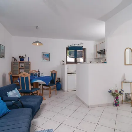 Lägenhet With Sea View Xii