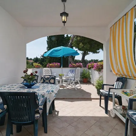 Apartman With Sea View Xii Supetar